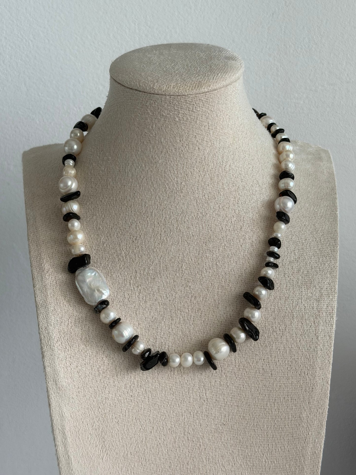 Onyx Pearl Necklace