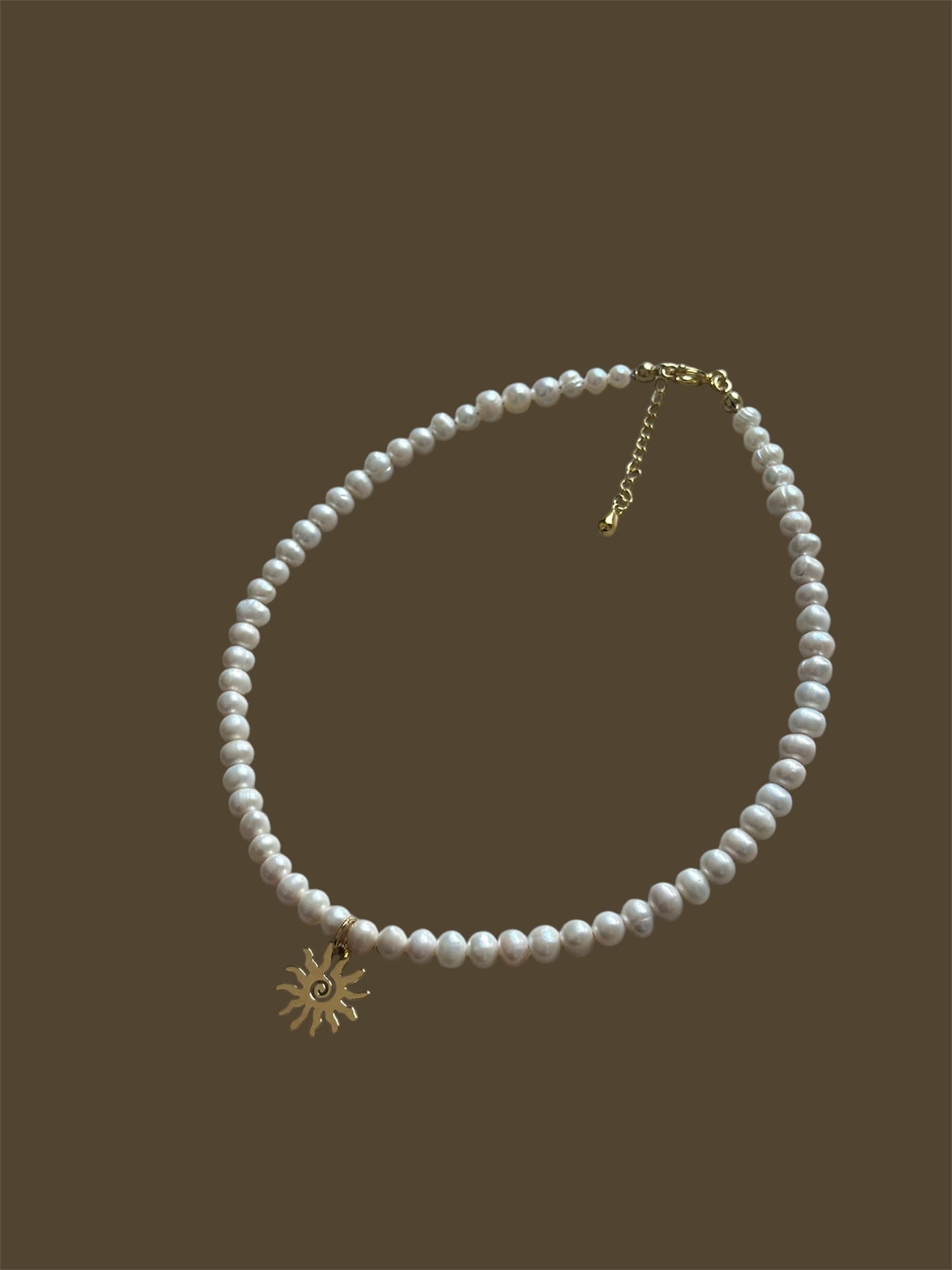 Sun Lover Necklace on Gold