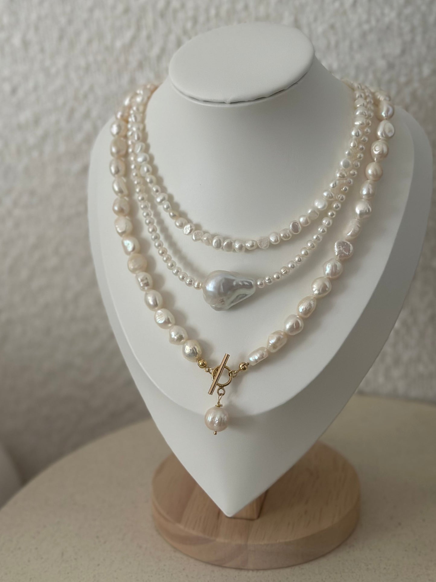 Round Baby Pearls Necklace with Baroque Pearl Charm