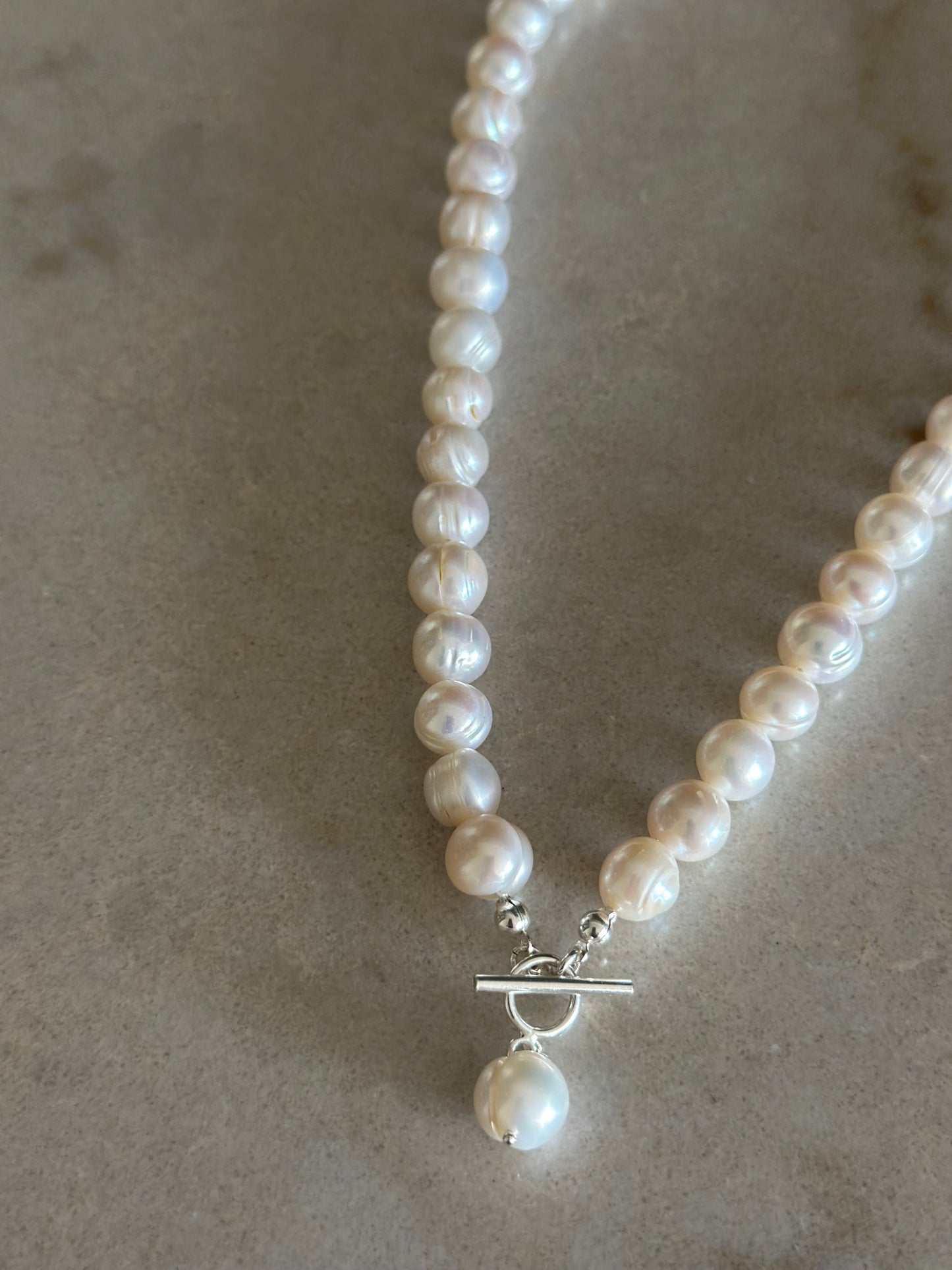 Bold Pearl Silver Chain