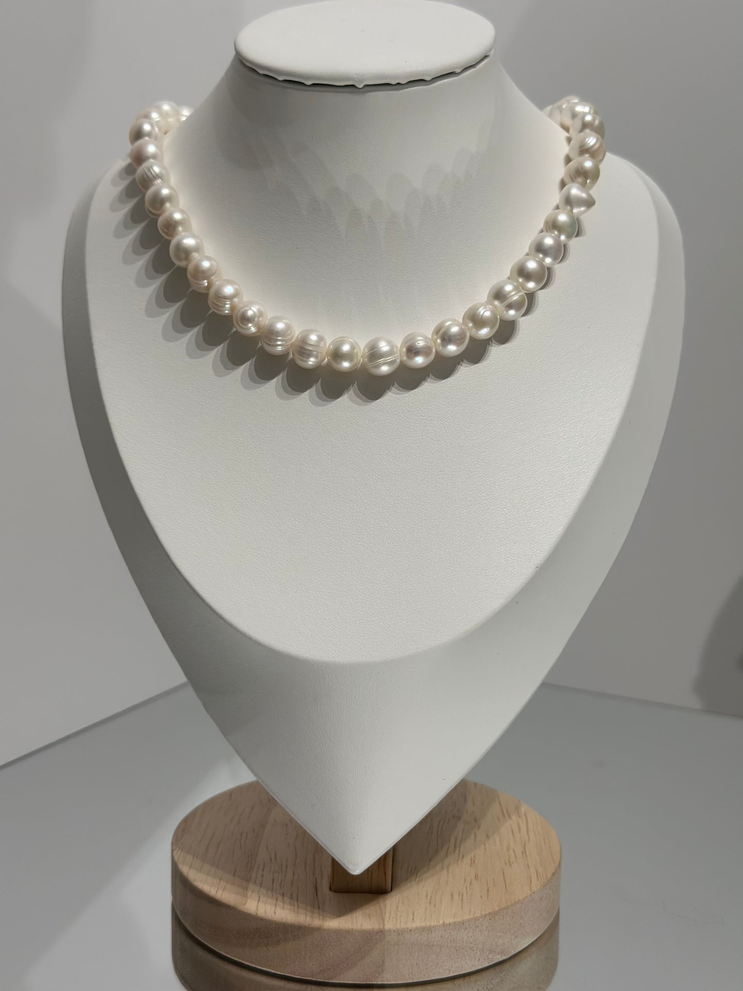 Bold Pearl Necklace