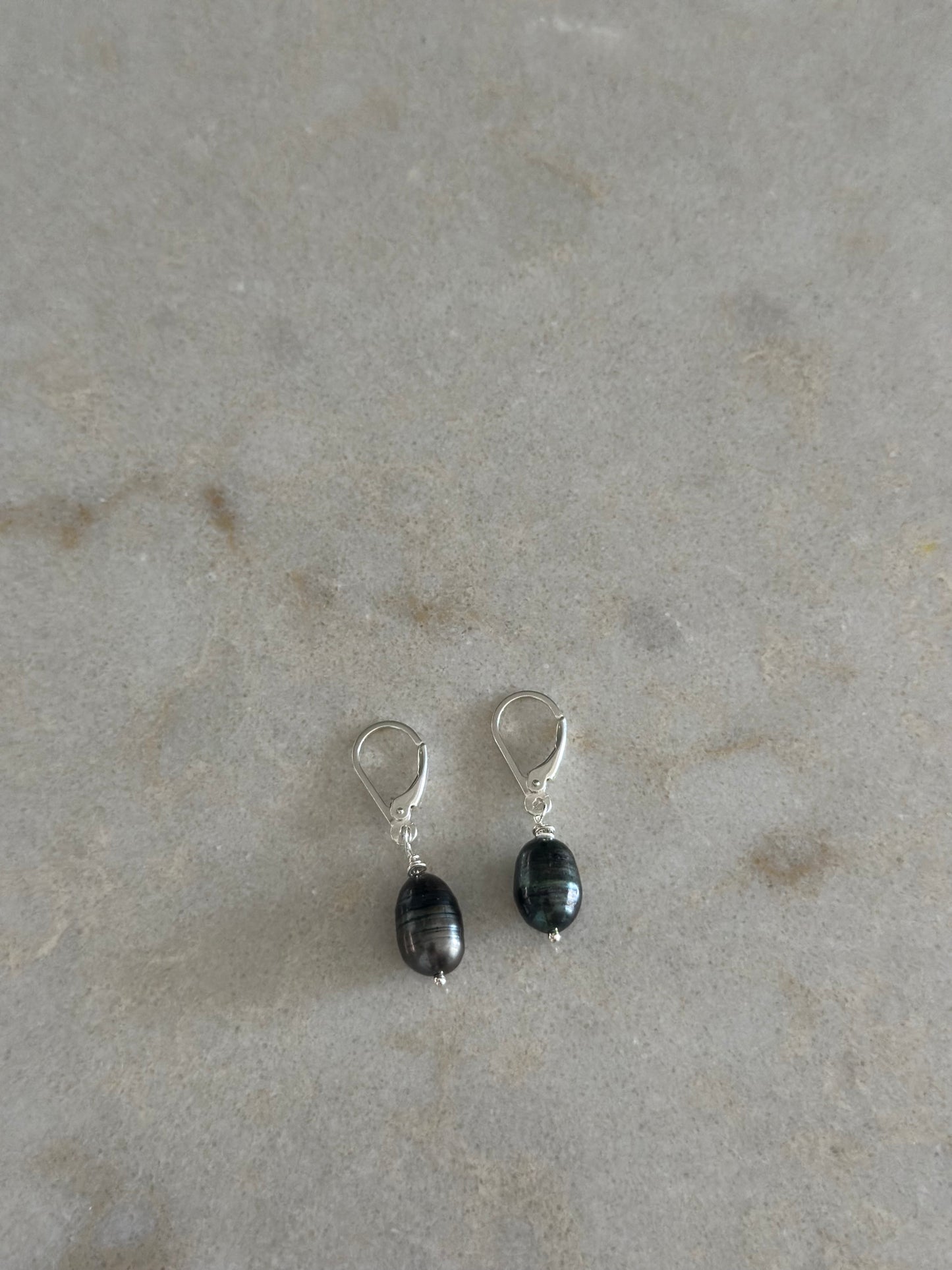 Black Pearl Drop Earrings