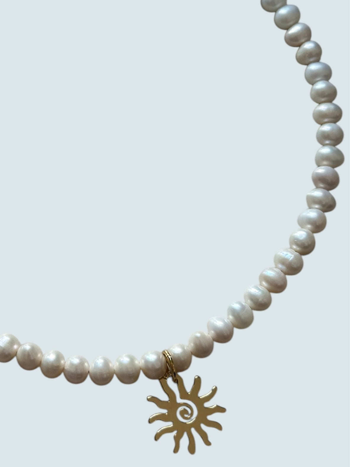 Sun Lover Necklace on Gold