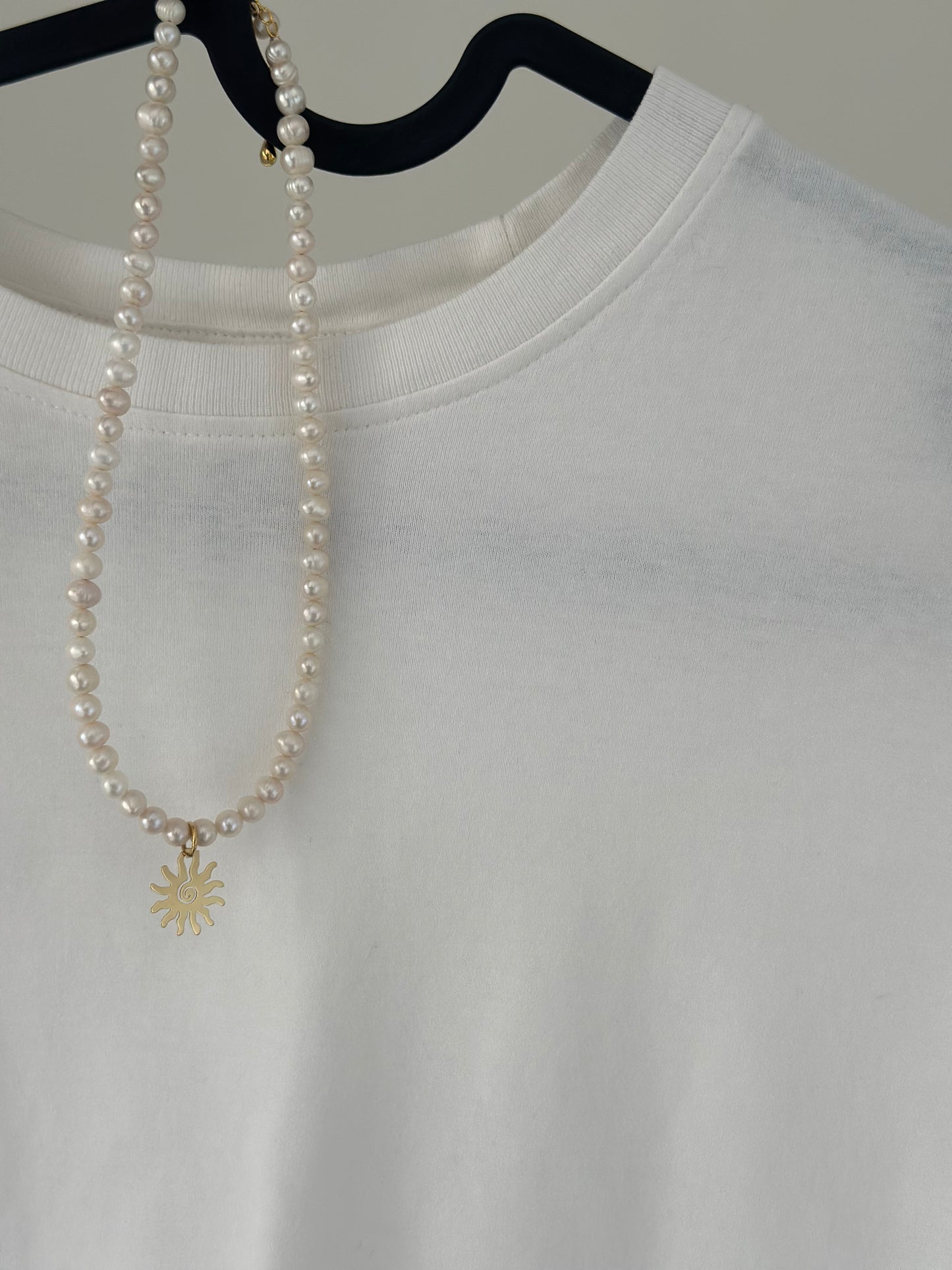 Sun Lover Necklace on Gold