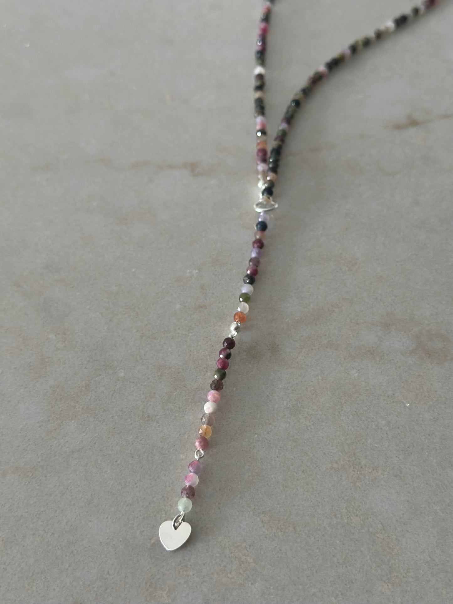 Colier lung Turmalina cu charm inima