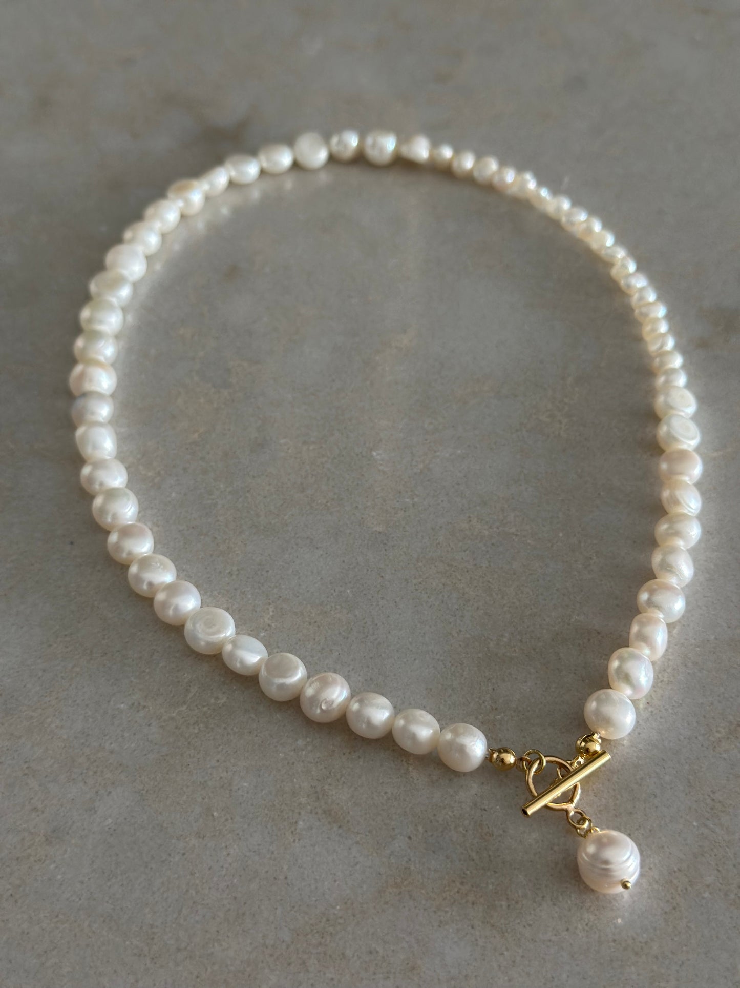 Bold Flat Pearl Chain