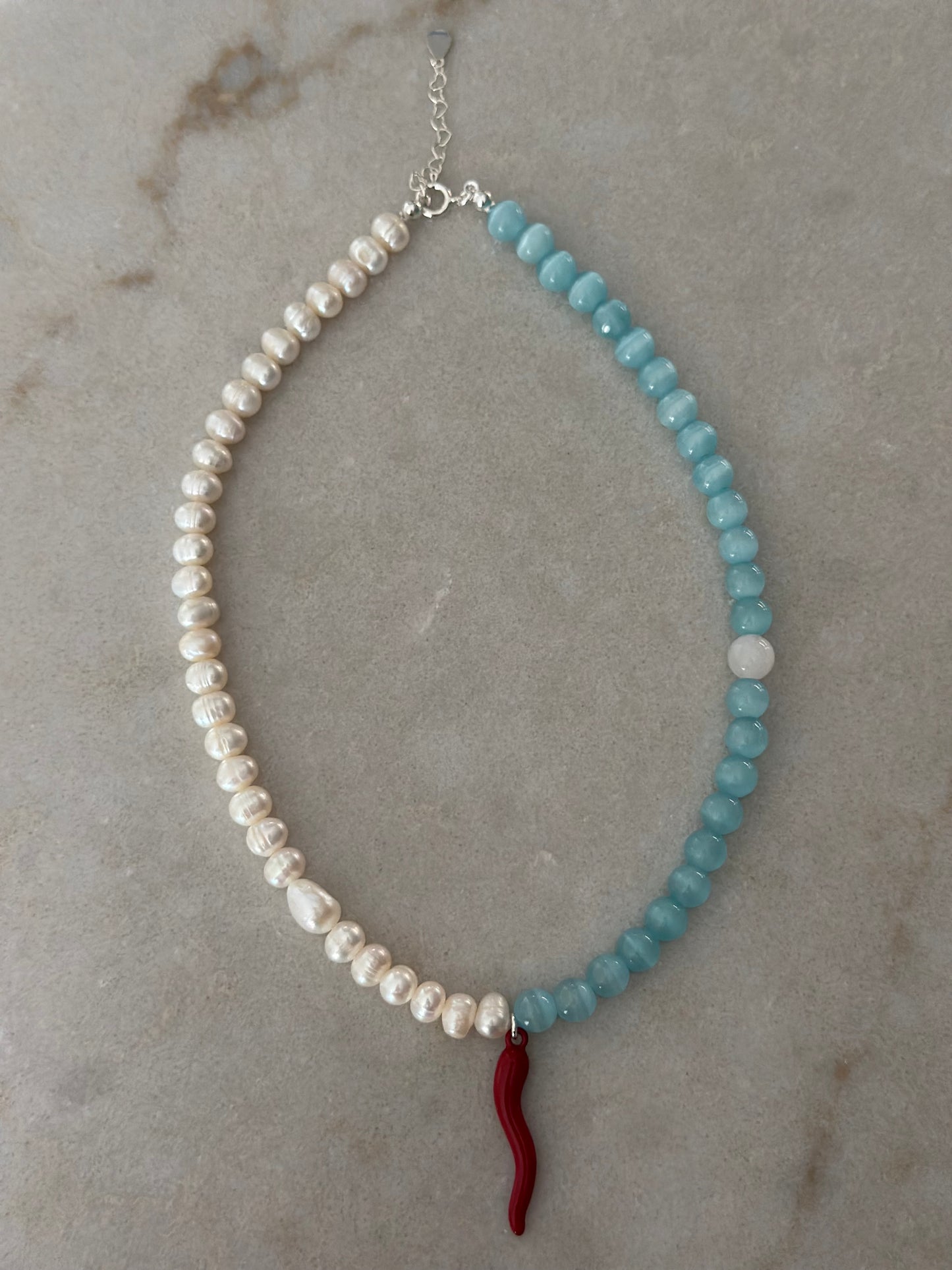 Blue Cat Eye Chilli Charm Pearl Necklace
