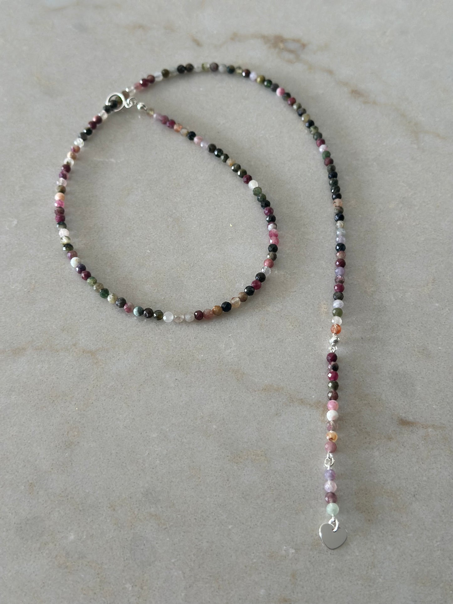 Colier lung Turmalina cu charm inima