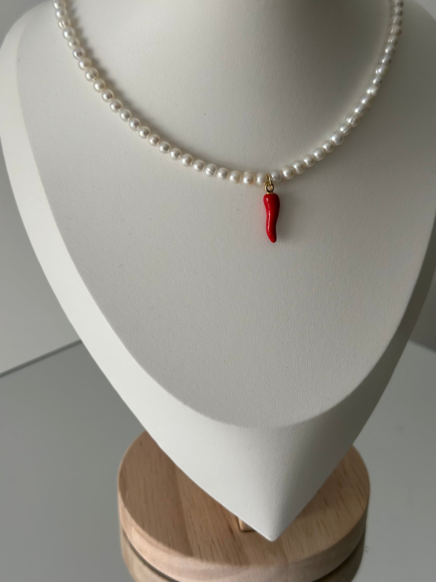Baby Chilli Round Pearls Necklace