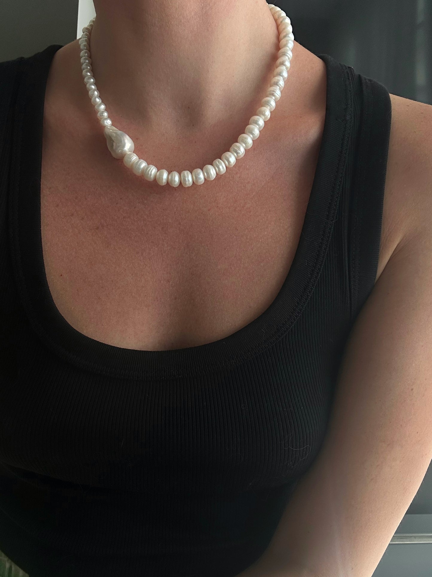 Minimalist Baroque side Pearl Necklace