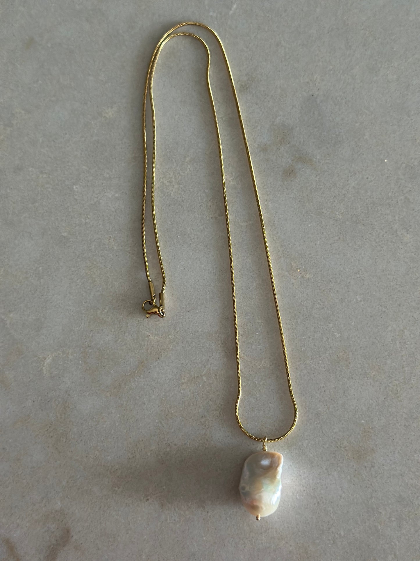 Lant snake cu perla baroc (Gold)