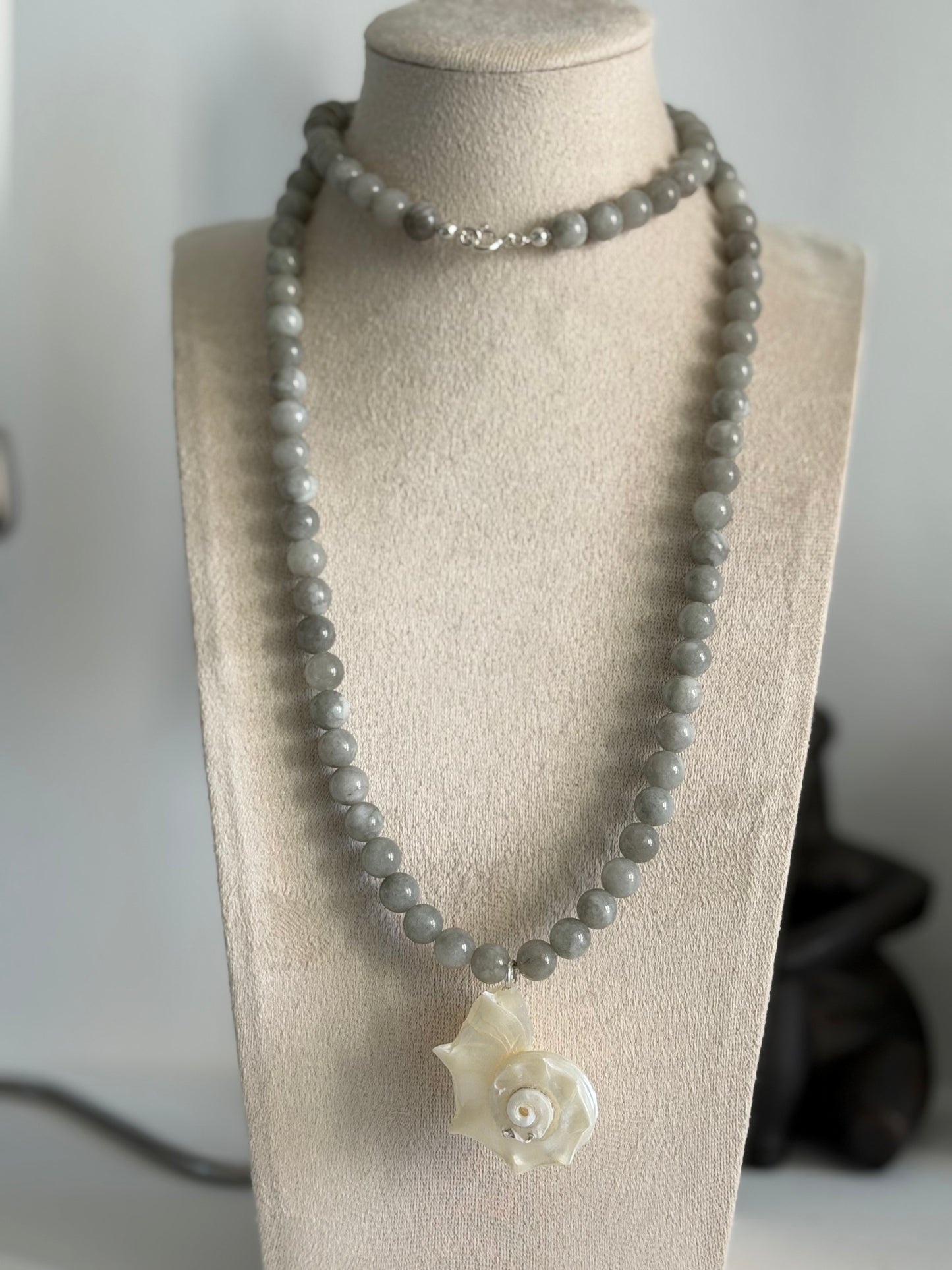 Luna Shell Long Necklace