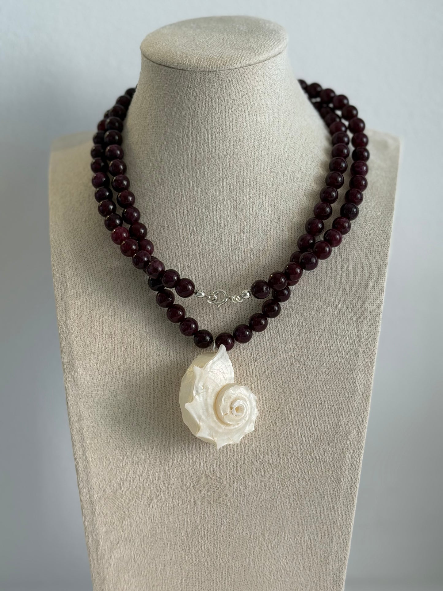 Sour Shell Long Necklace
