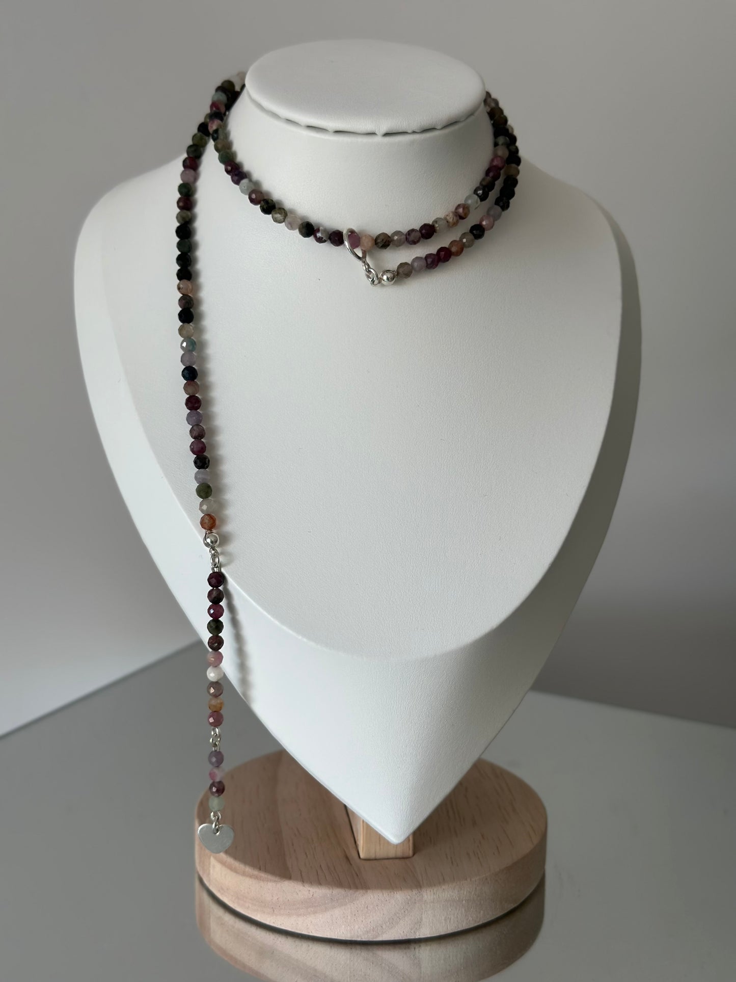 Colier lung Turmalina cu charm inima