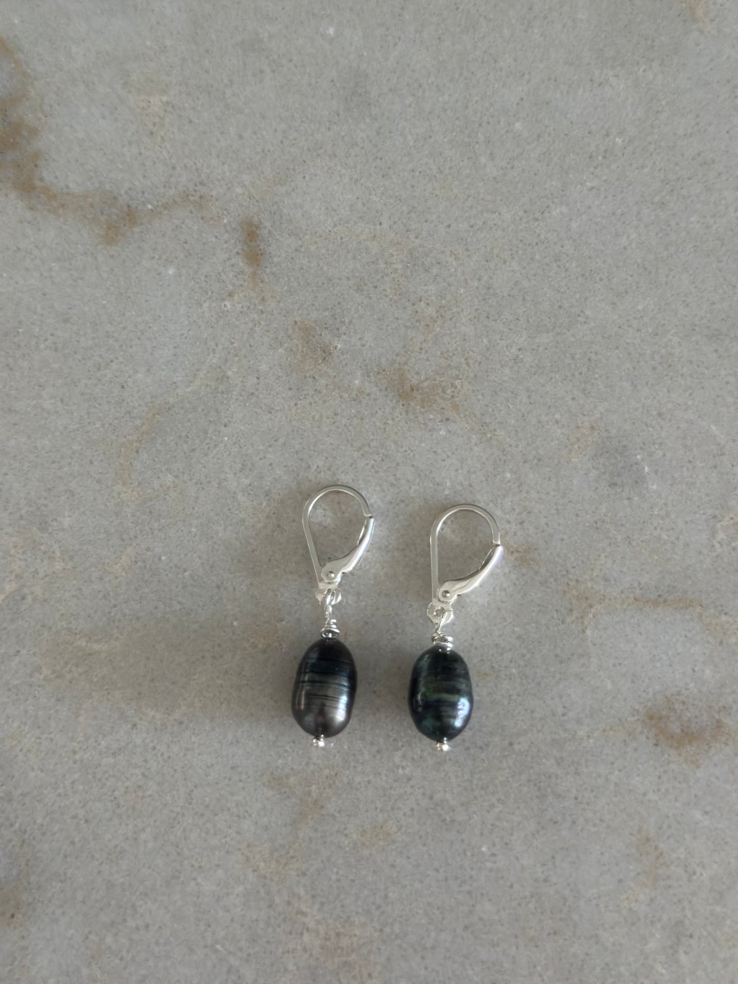 Black Pearl Drop Earrings