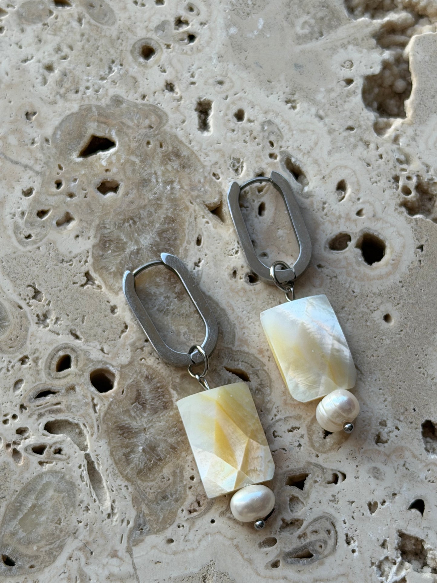 Shell & Pearl Earrings (Gold/Silver)