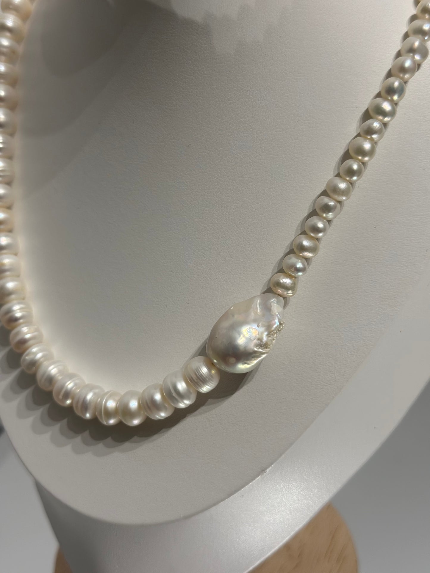 Minimalist Baroque side Pearl Necklace