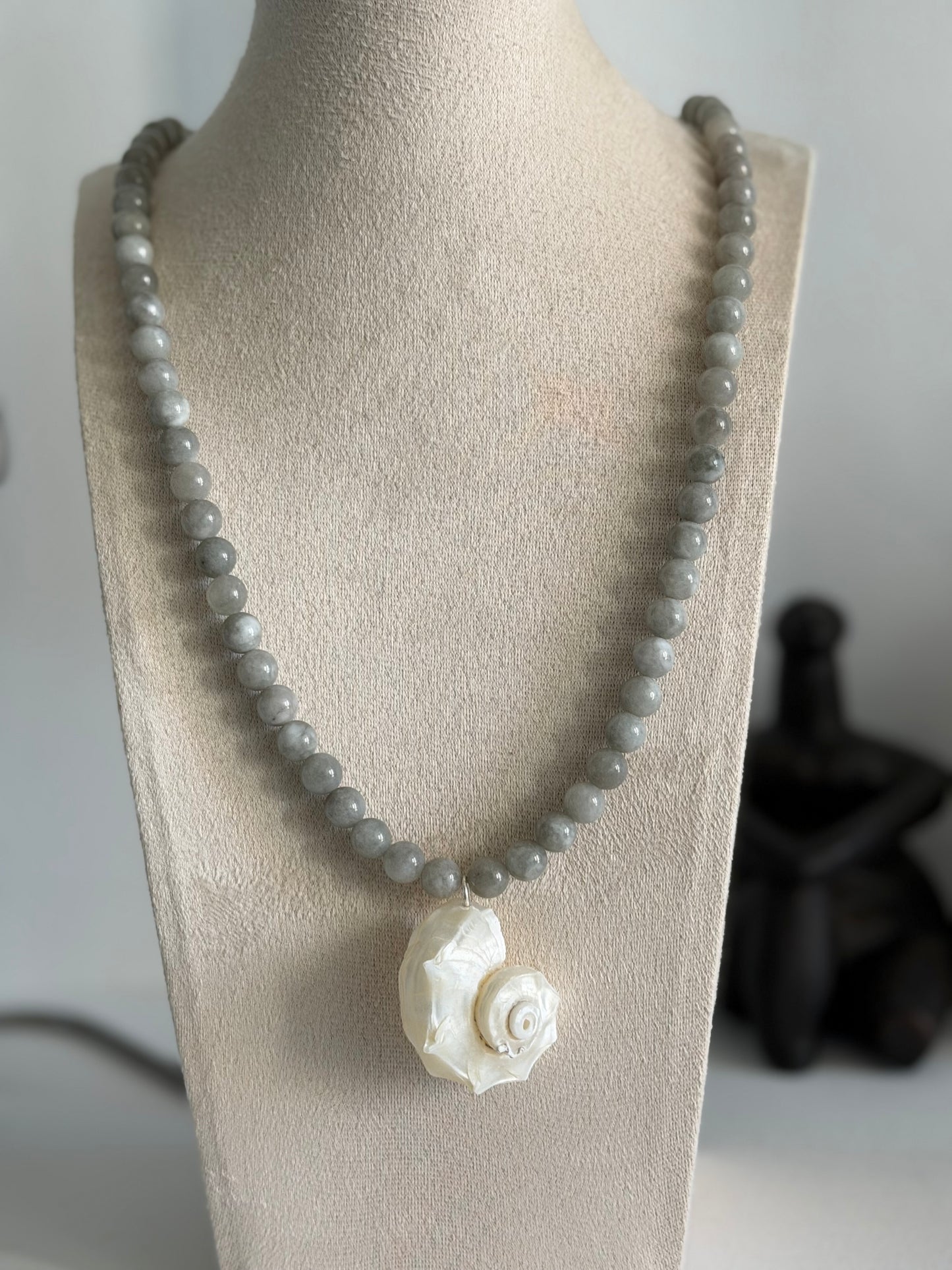 Luna Shell Long Necklace