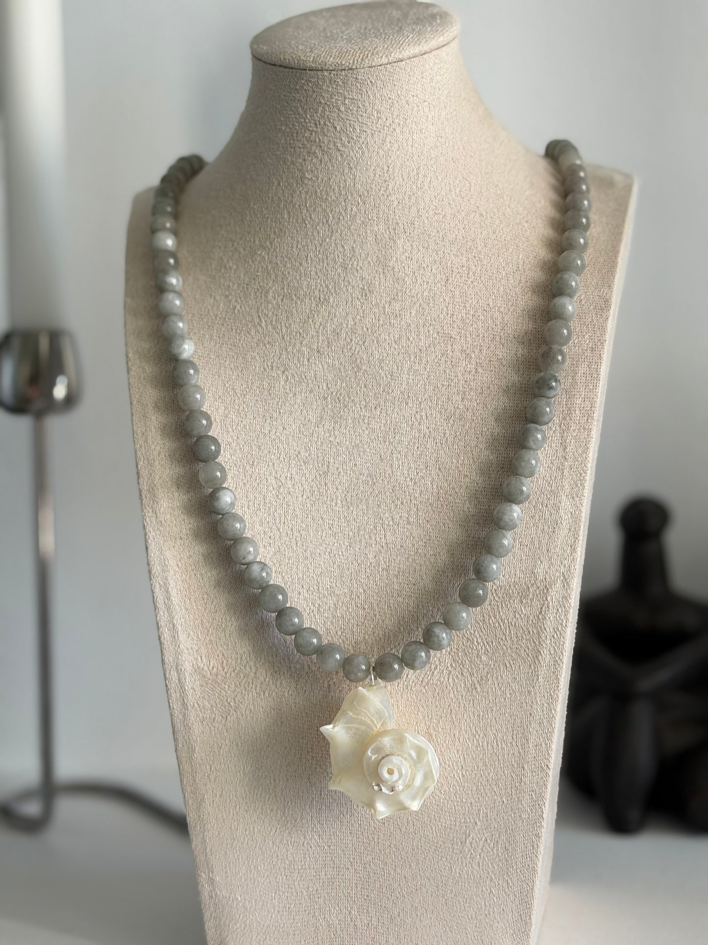 Luna Shell Long Necklace