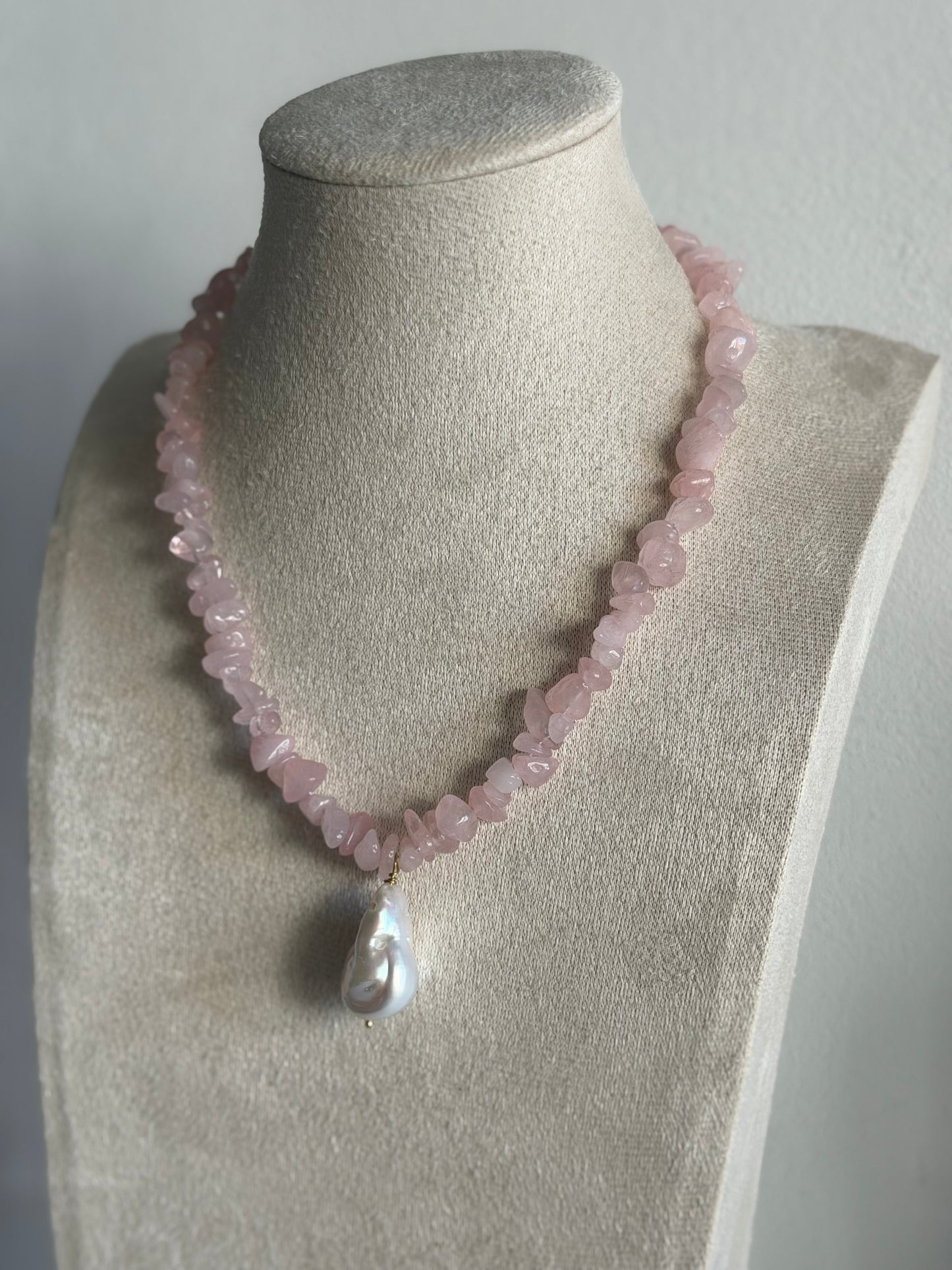 Rosa Necklace