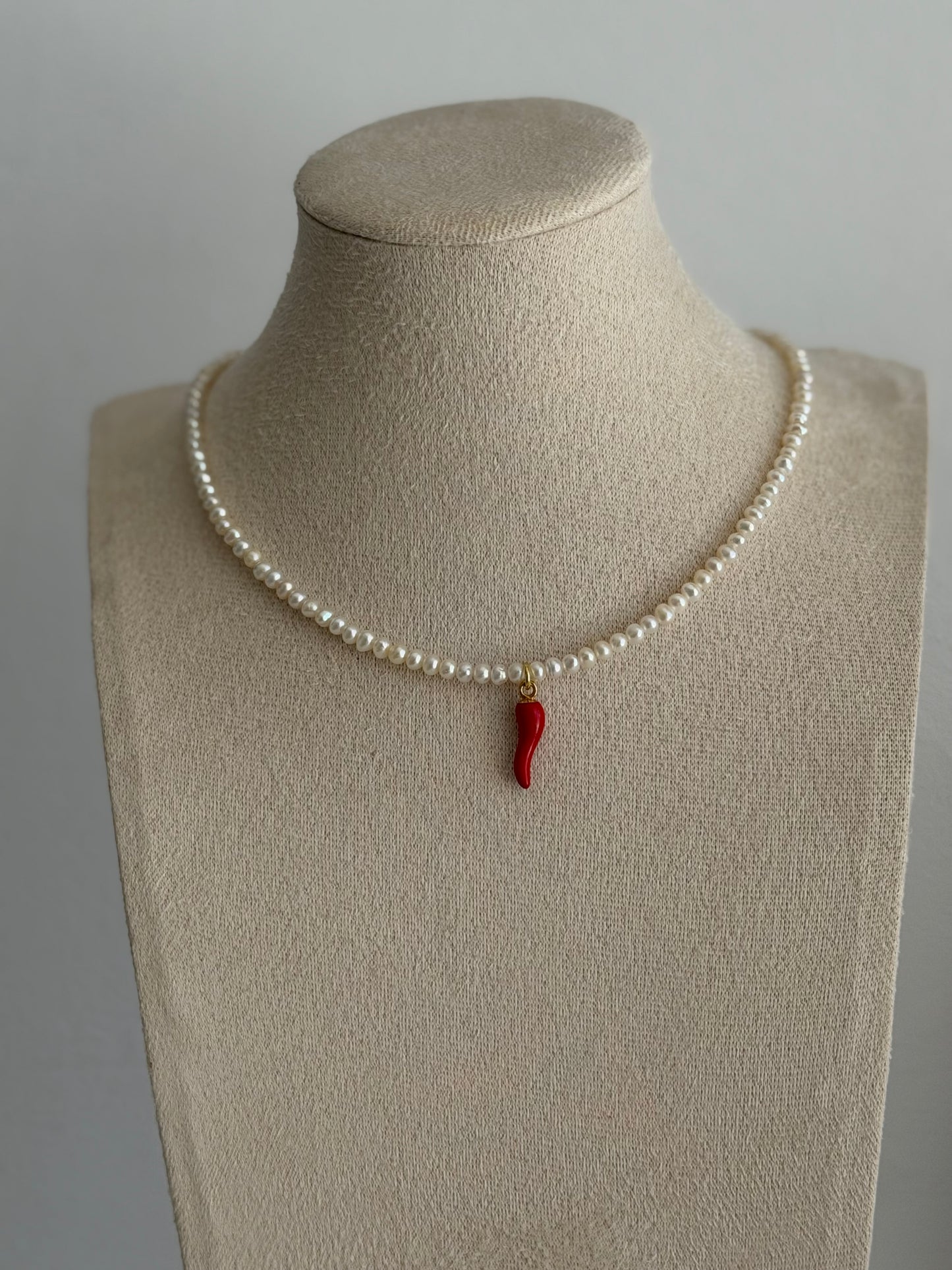 Baby Chilli Round Pearls Necklace
