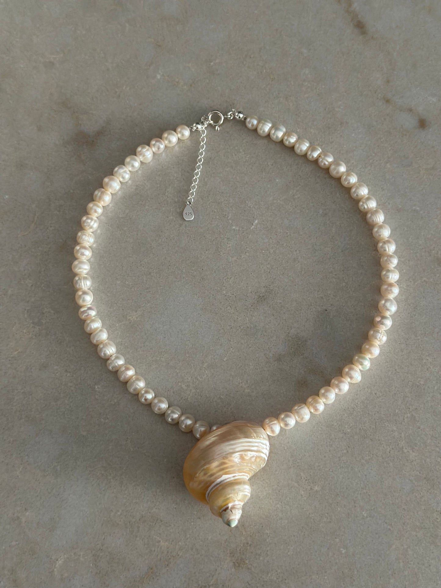 Shell Pearl Necklace