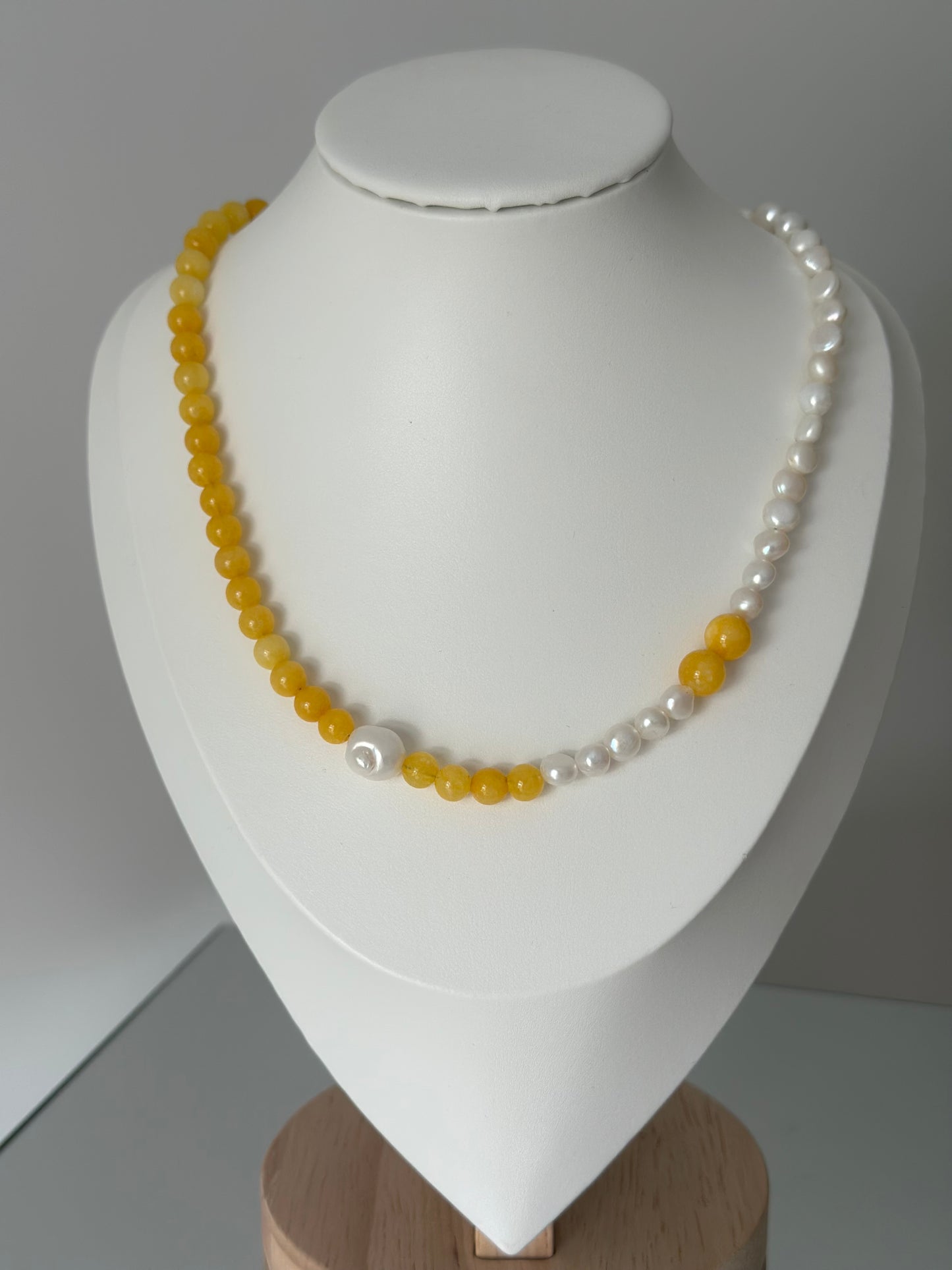 Yellow Jade Pearl Necklace