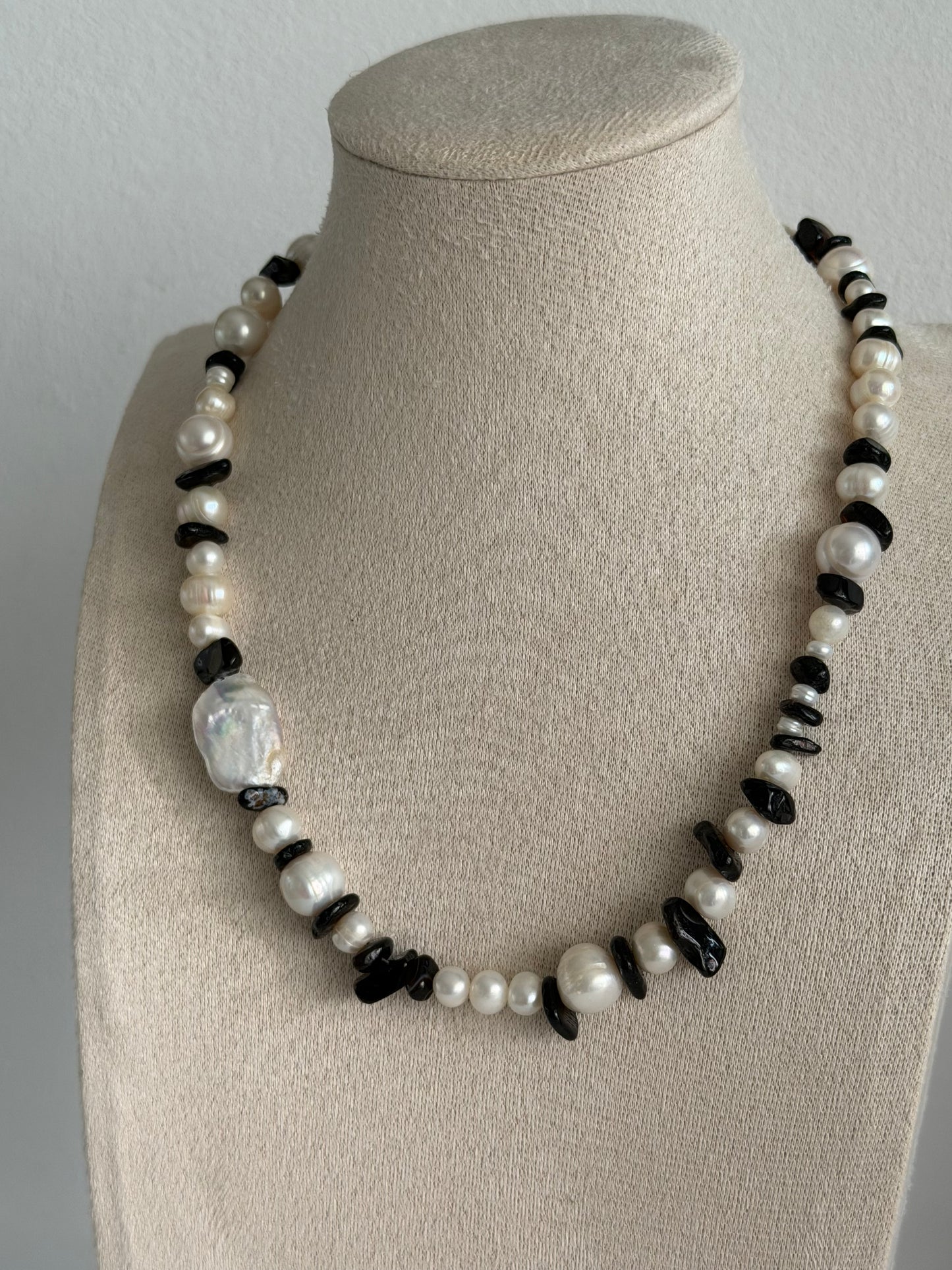 Onyx Pearl Necklace