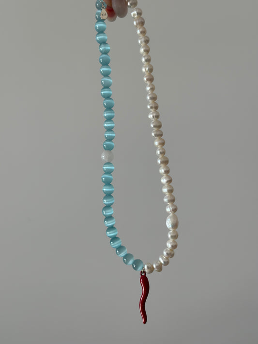 Blue Cat Eye Chilli Charm Pearl Necklace