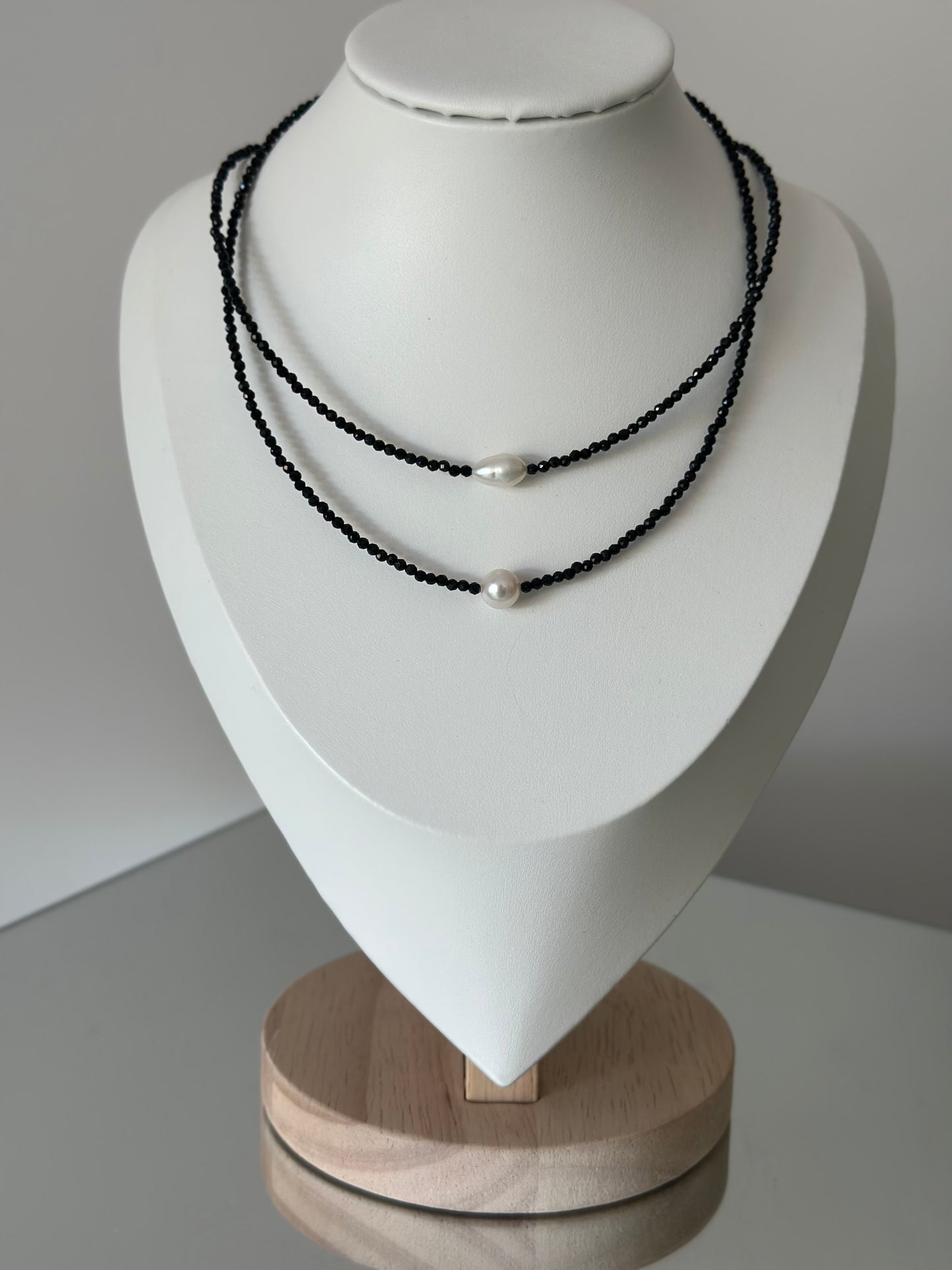 Colier turmalina cu charm perla