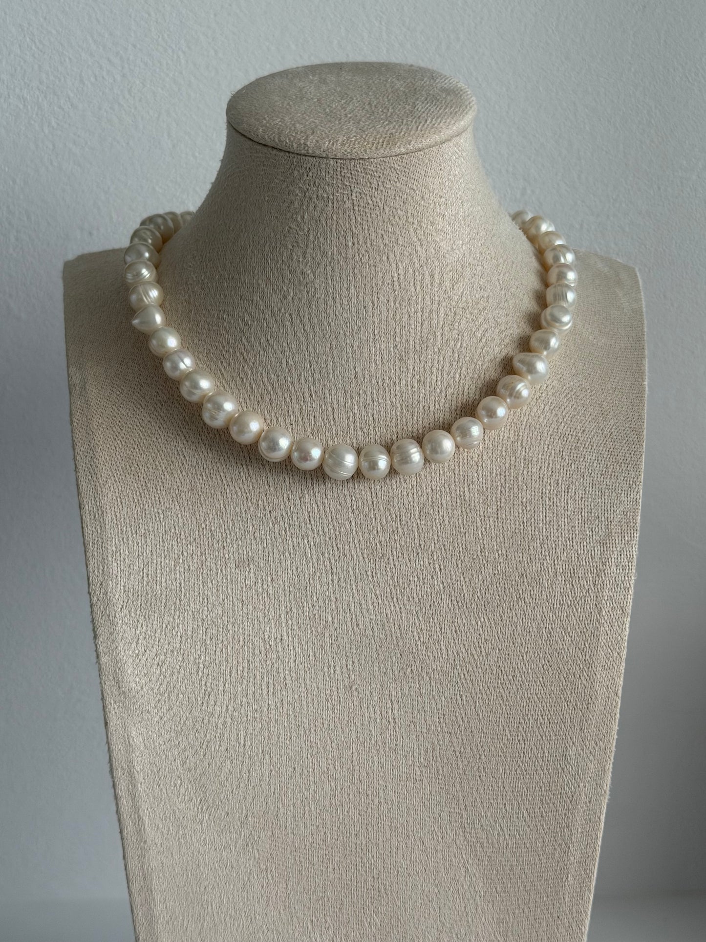 Bold Pearl Necklace