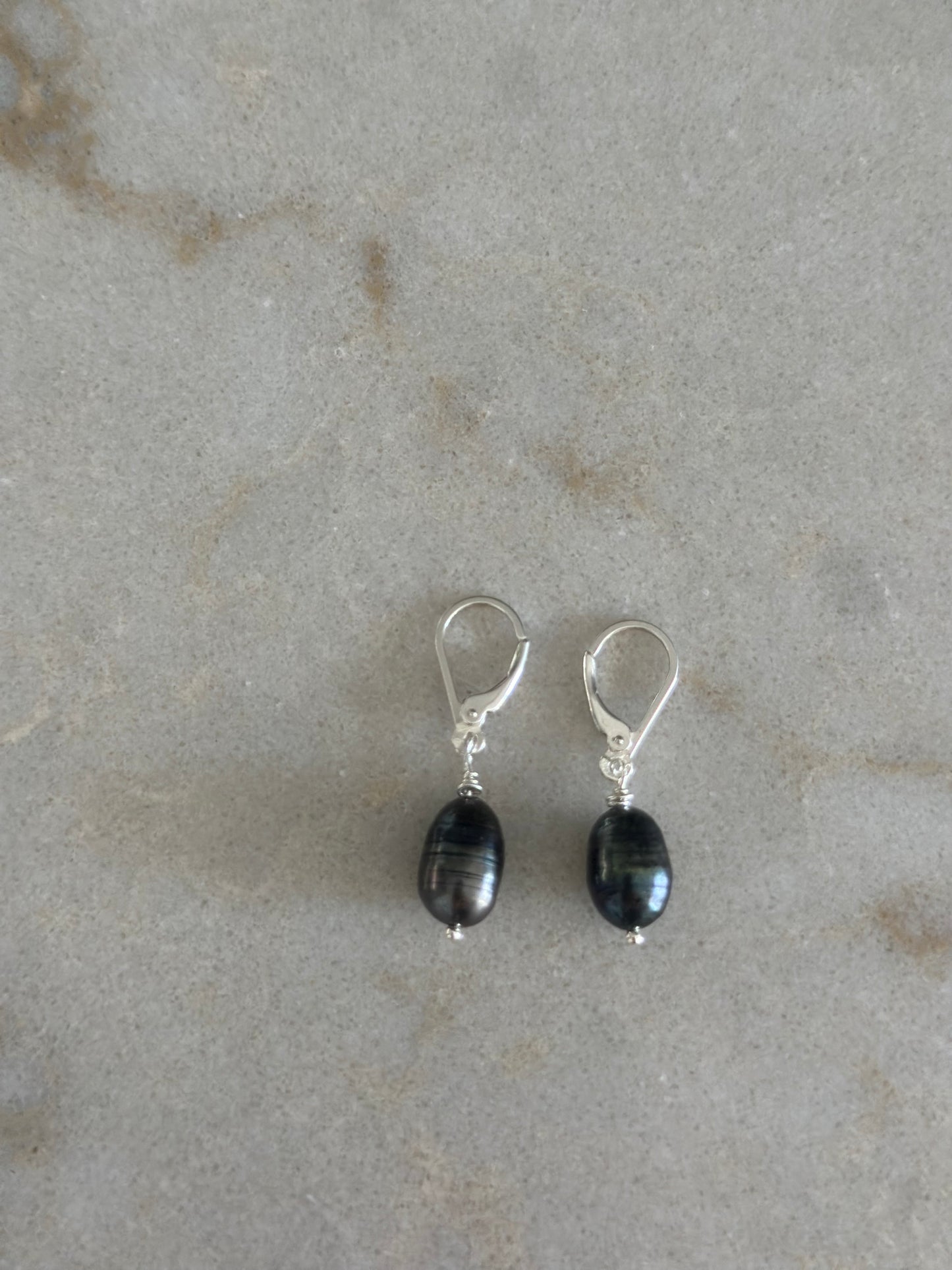 Black Pearl Drop Earrings