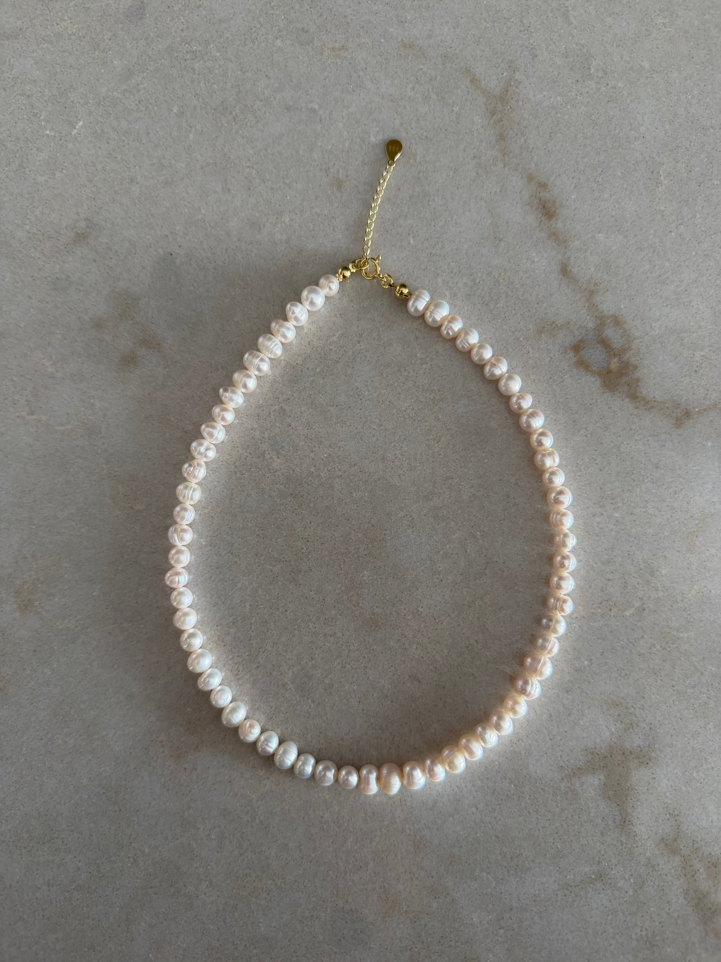 Rounded Pearls Necklace