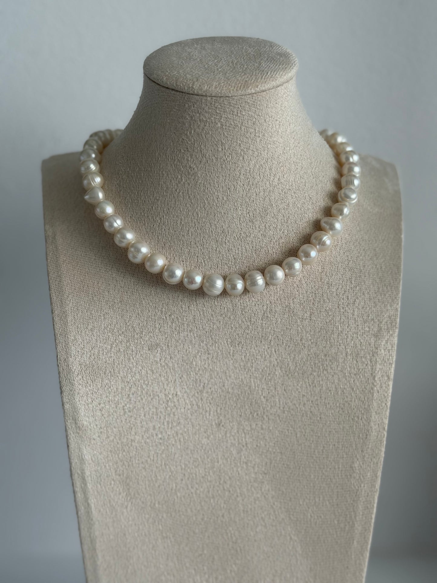Bold Pearl Necklace