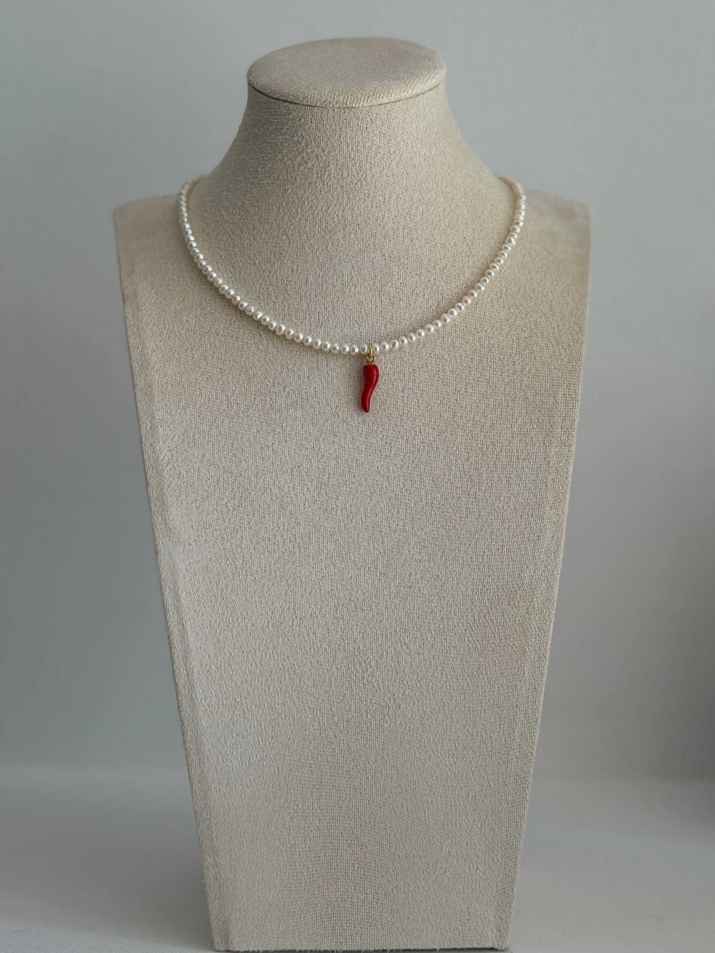 Baby Chilli Round Pearls Necklace