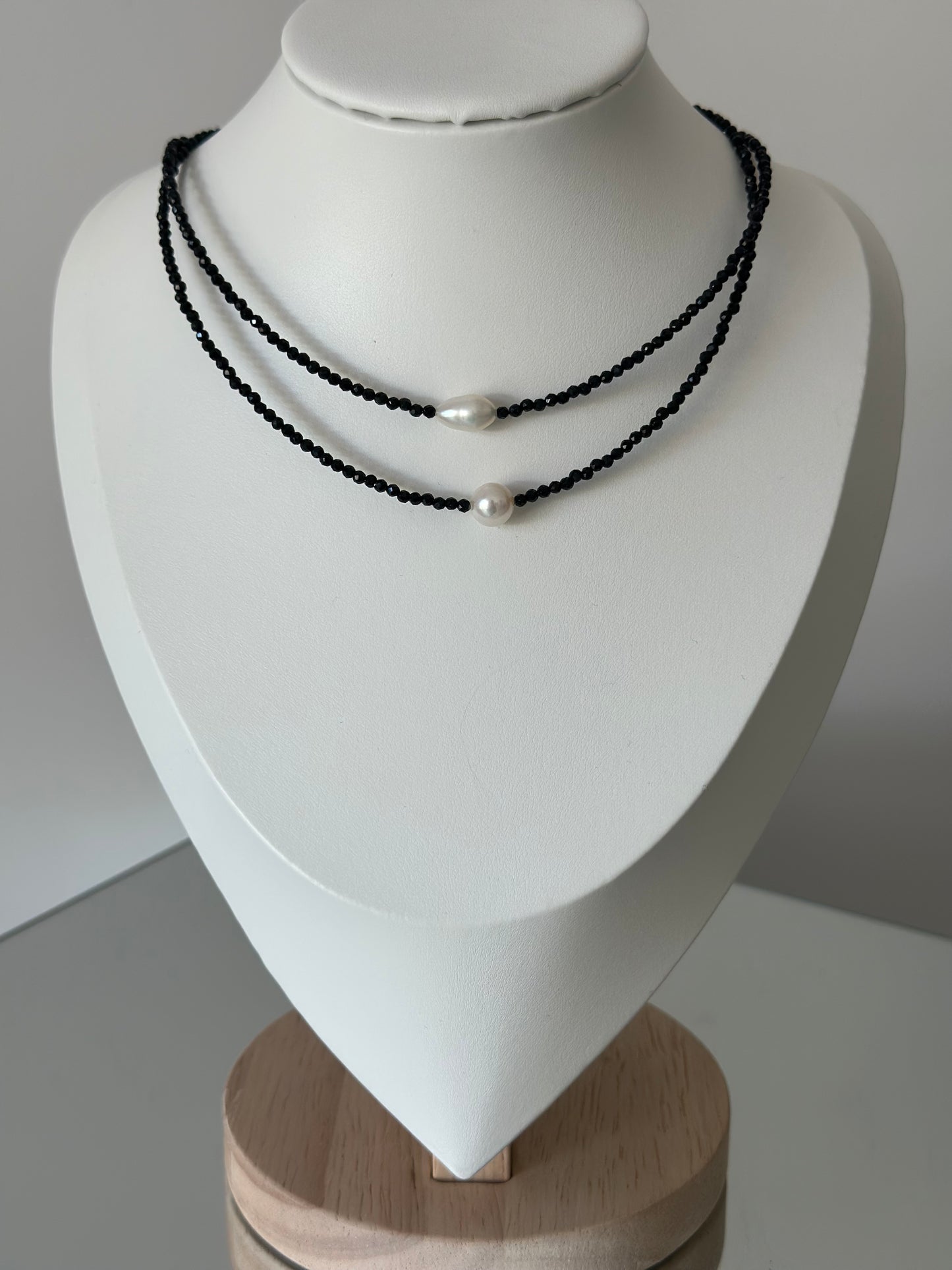 Colier turmalina cu charm perla