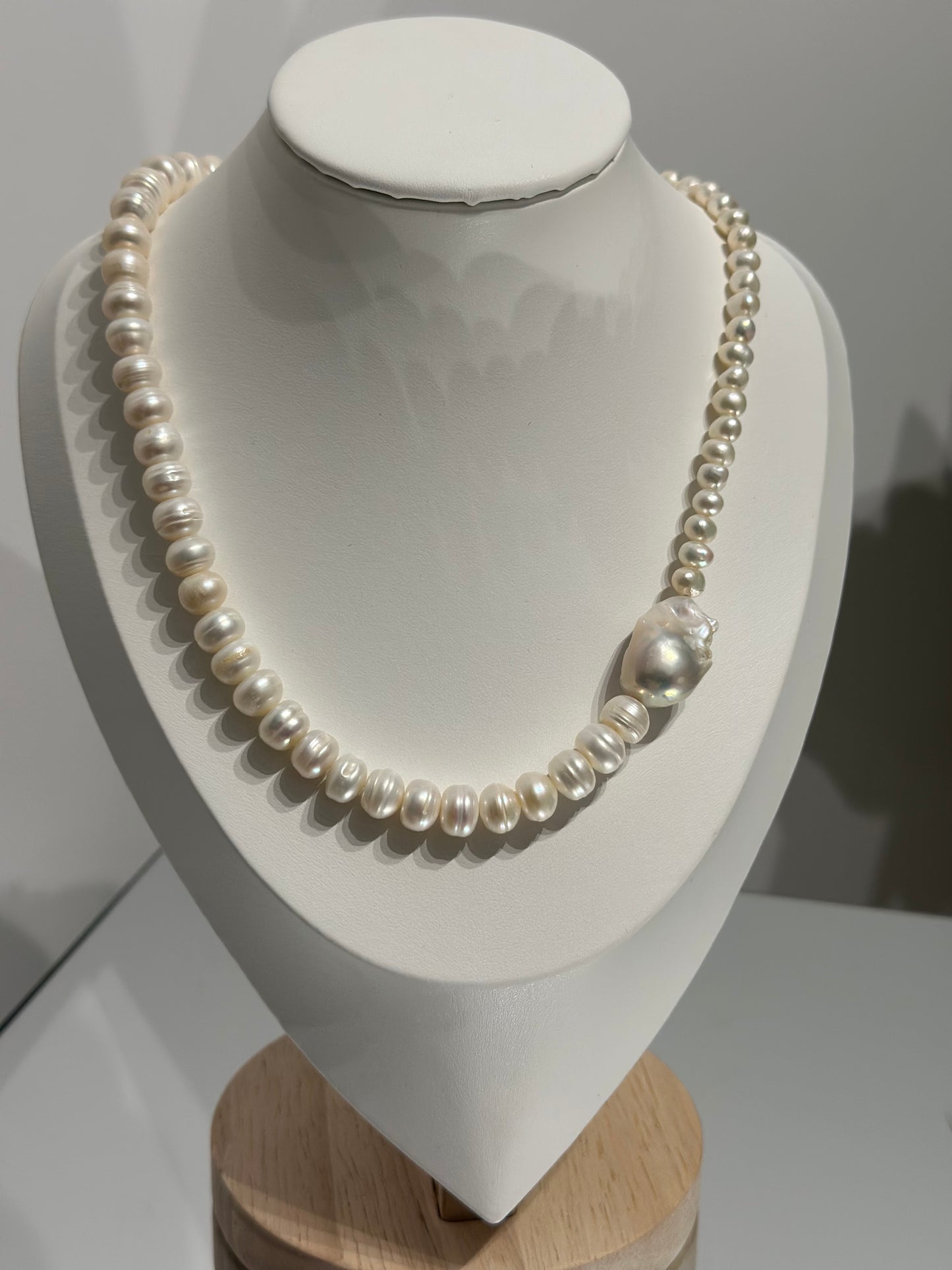 Minimalist Baroque side Pearl Necklace