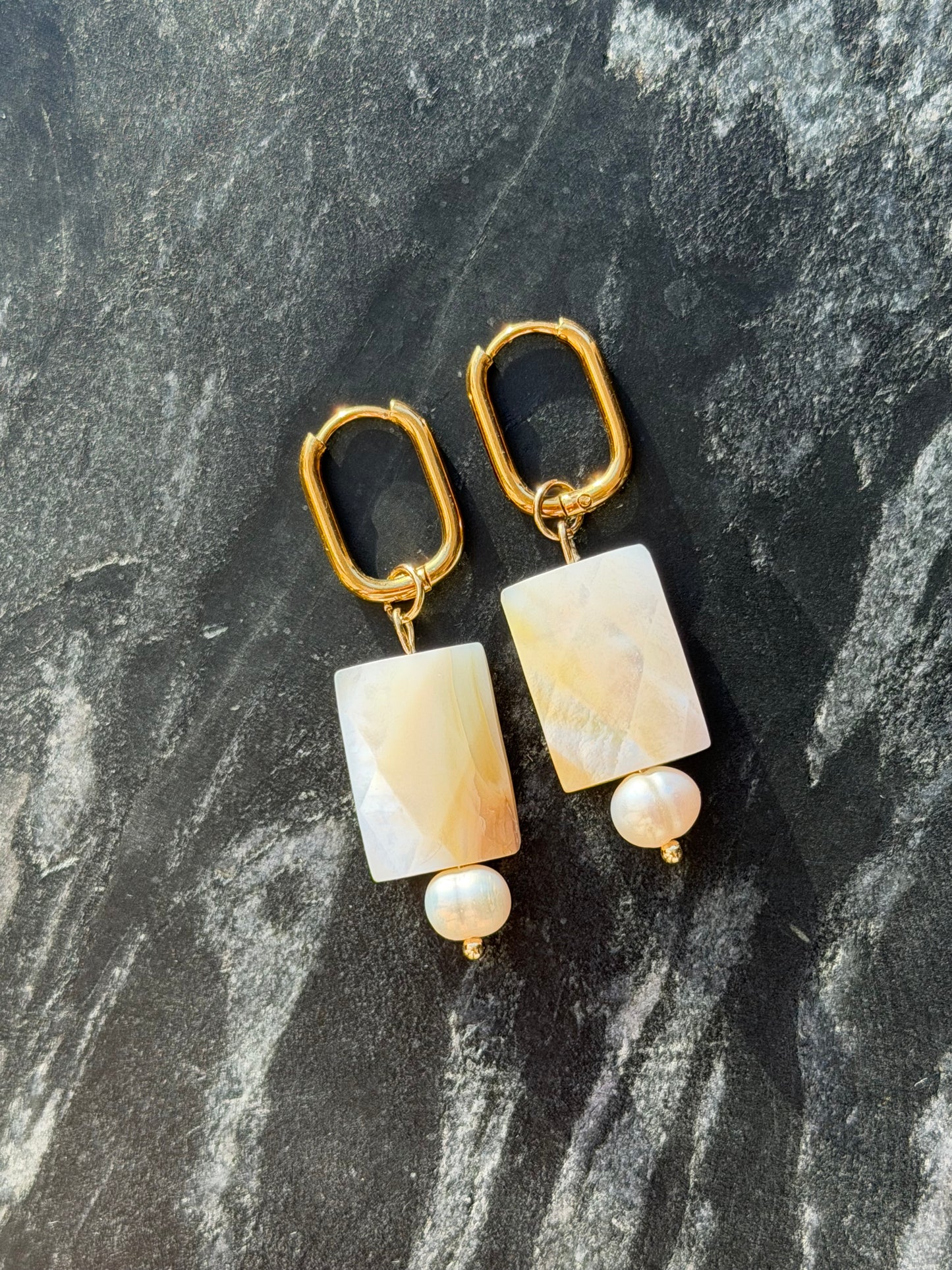Shell & Pearl Earrings (Gold/Silver)