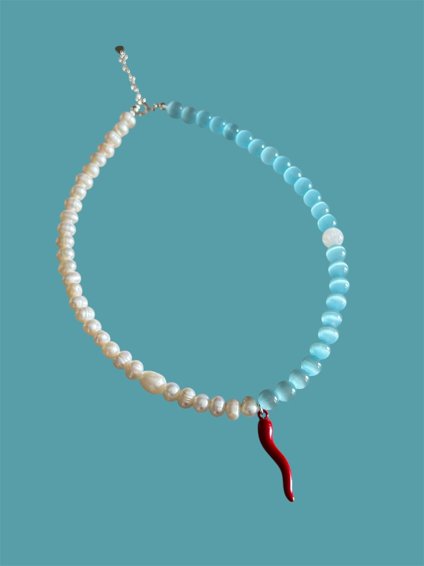 Blue Cat Eye Chilli Charm Pearl Necklace