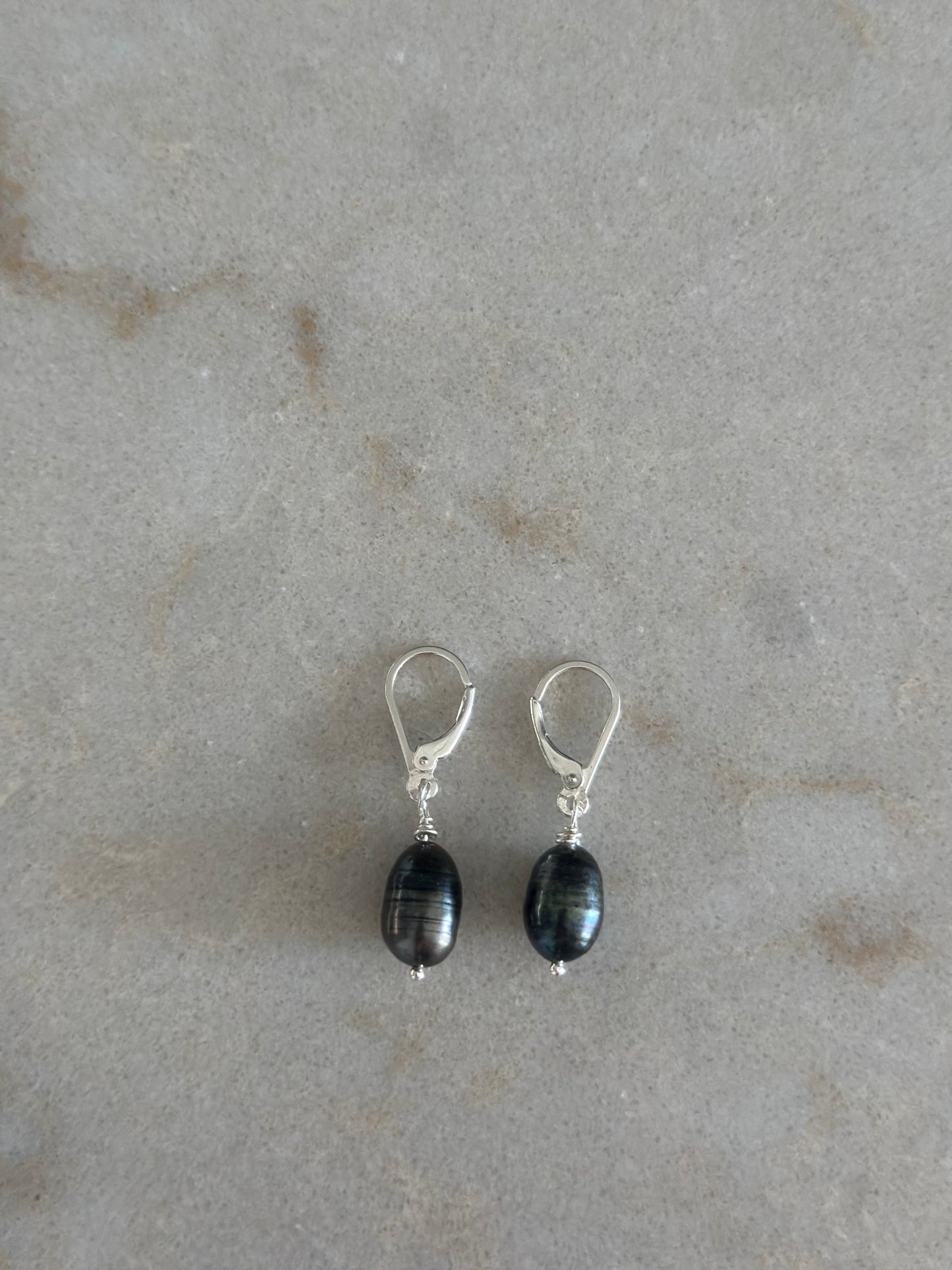 Black Pearl Drop Earrings