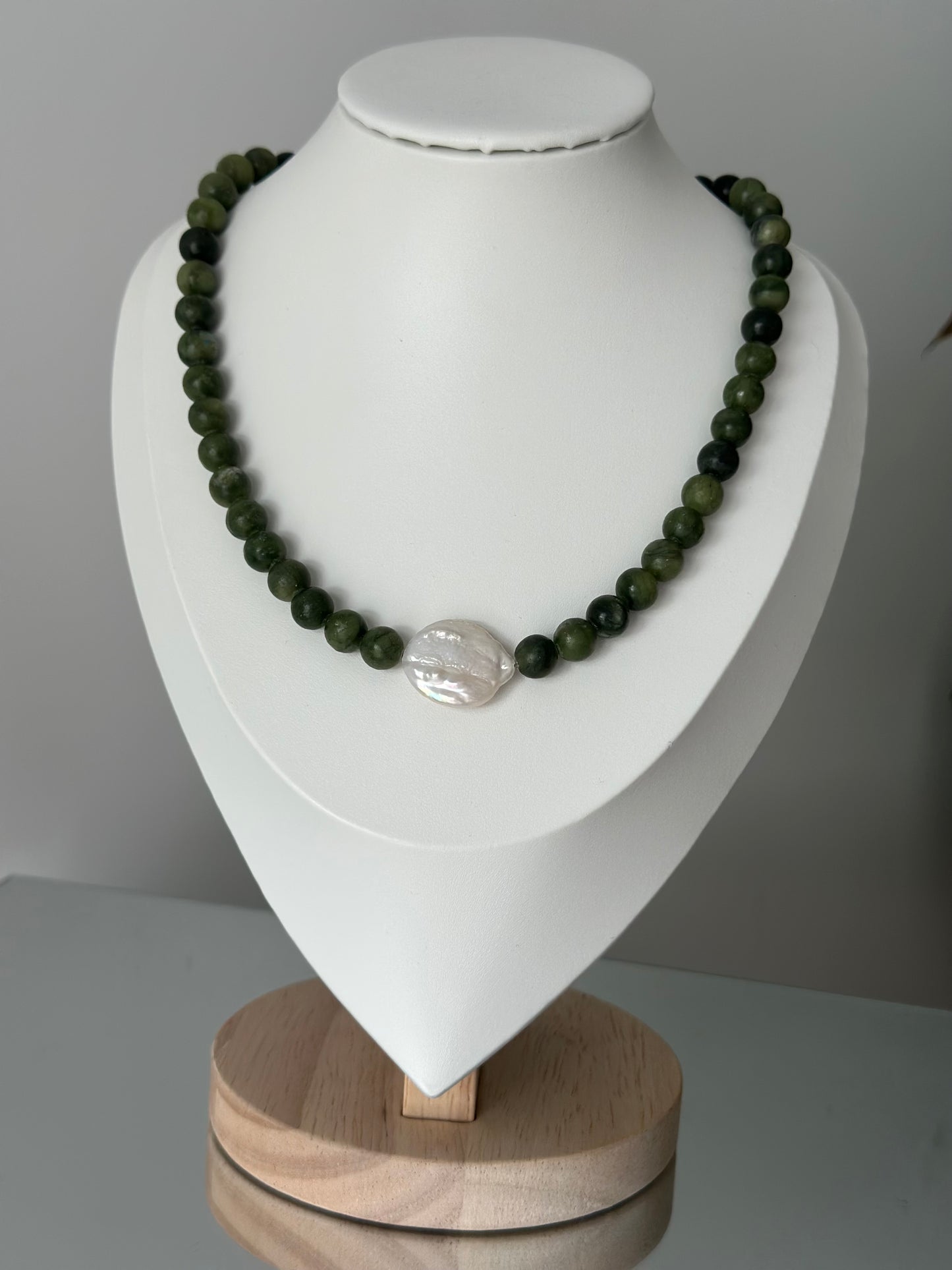 Autumn Pearl Necklace (Green)