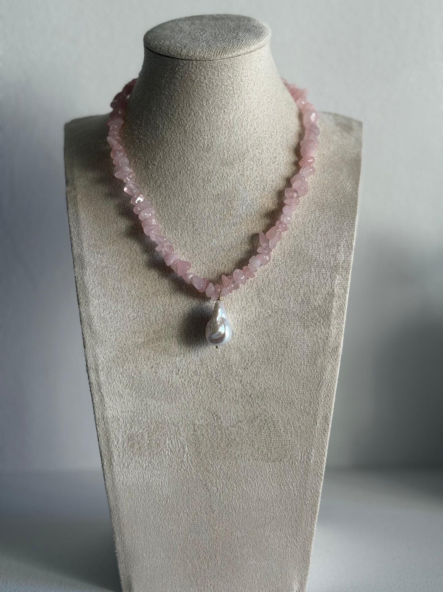 Rosa Necklace