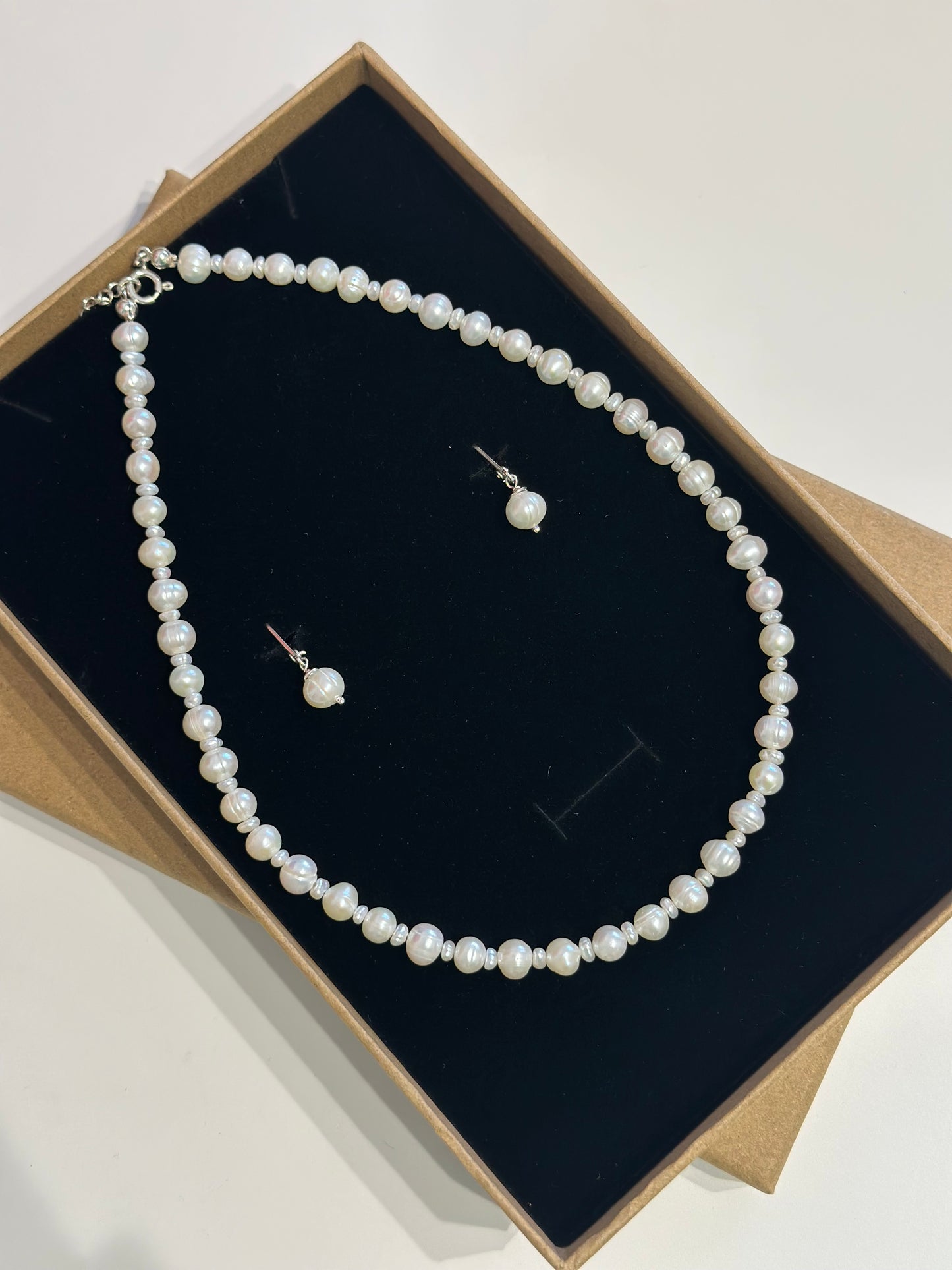 Everyday Glow Pearl Set / Set colier si cercei perle de cultura